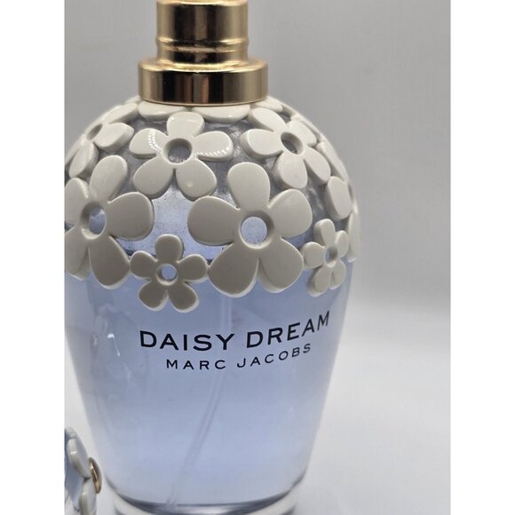 Daisy Dream Marc Jacobs Fragrance for Women- Used  100 ML Collectible Bottle - Picture 7 of 8